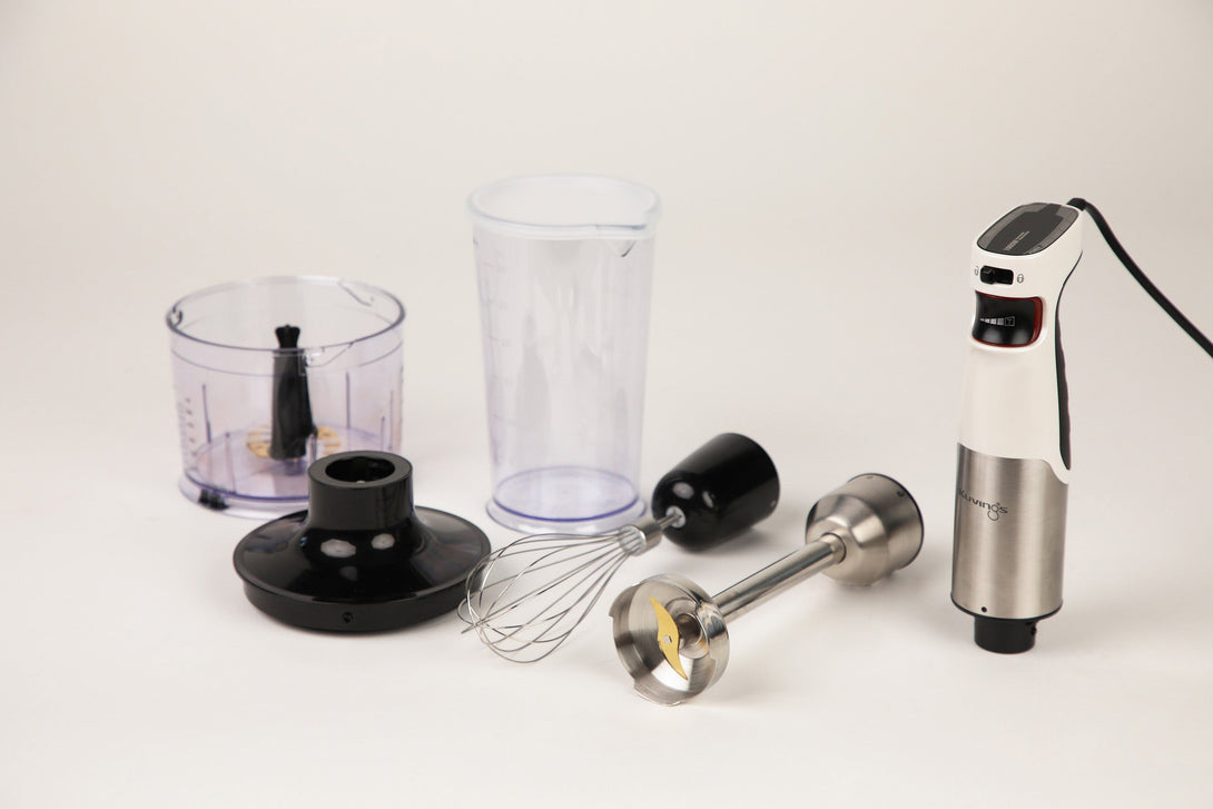 Kuvings Hand Blender 1000 W botmixer teljes szett – motor, botmixer fej, habverő, aprító tál és mérőpohár, rozsdamentes acél pengékkel.
